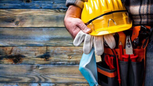 Electrician vs Electrical Engineer: What is the difference? – Mister ...